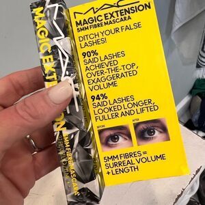MAC Magic Extension Mascara 5mm Fibre Mascara brand new in box- full size